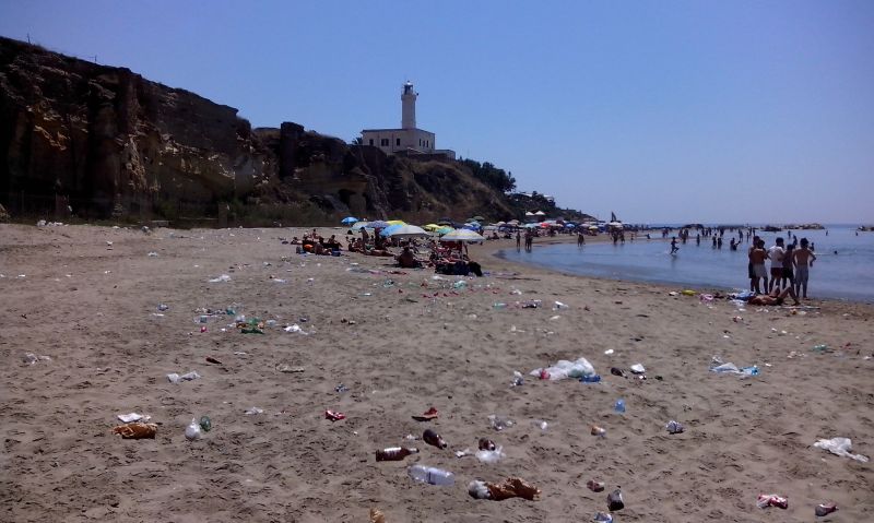 Spiaggia Grotte Di Nerone Di Anzio Qspiagge