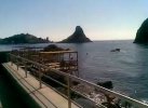 spiaggia di aci trezza.jpg