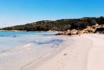 Spiaggia del Pevero di Arzachena.jpg