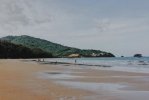 Spiaggia Nai Yang di Phuket.jpg