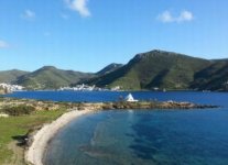 Spiaggia Agios Panteleimon di Amorgos.jpg