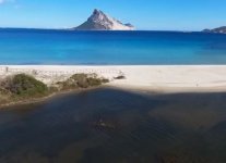 Spiaggia Porto Taverna.jpg