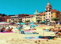 Spiaggia San Terenzo Lerici.jpg