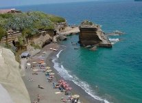 Cala Nave di Ventotene