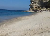 Spiaggia Torre Marino di Ricadi.jpg