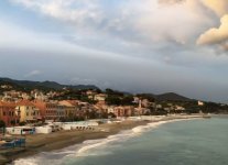 Spiaggia Lungomare Colombo di Celle Ligure