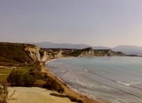 Spiaggia Kounopetra di Cefalonia.jpg