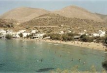 Spiaggia Kini di Syros